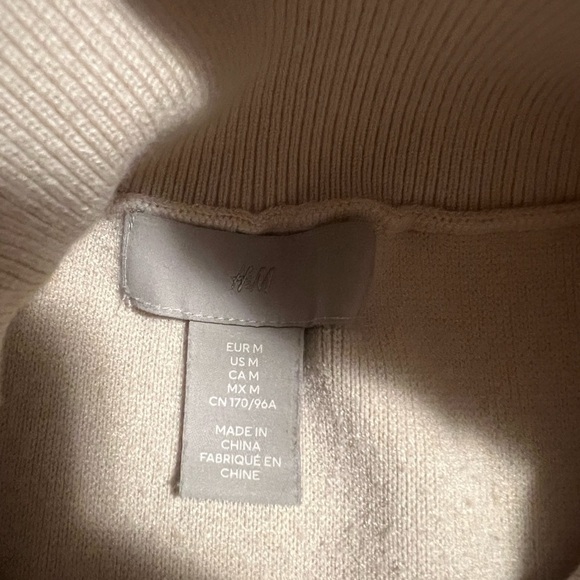 H&M High Collar Sweater - Picture 5 of 8